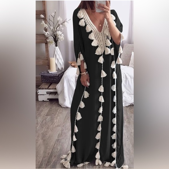 Boutique Dresses & Skirts - NWT V-Neck Tassel Moroccan Kaftan